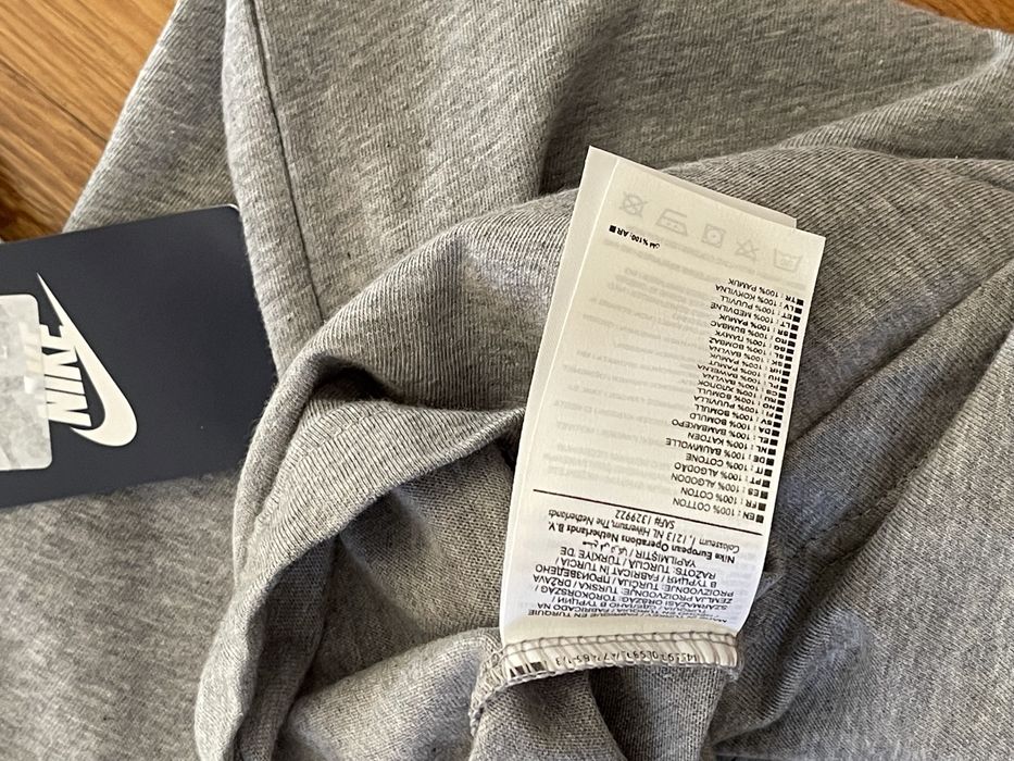 T Shirt  Nike homem tamanho L  nova com etiquetas