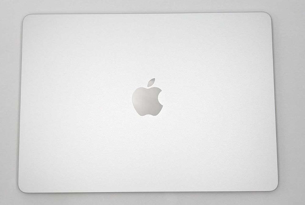 Apple MacBook Air 13,6" M4 16GB / 256GB Srebrny | OUTLET