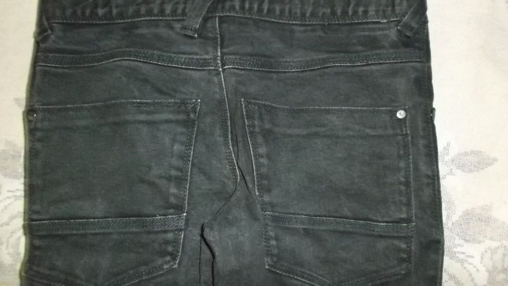 Джинсы женские .