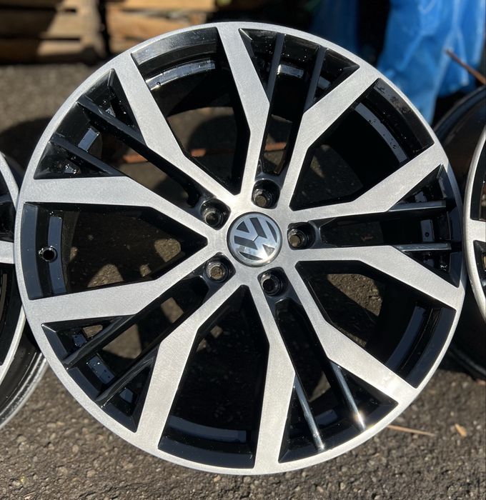 Оригинальные диски VW Santiago R19 7,5j et 51 ЦО 57.1