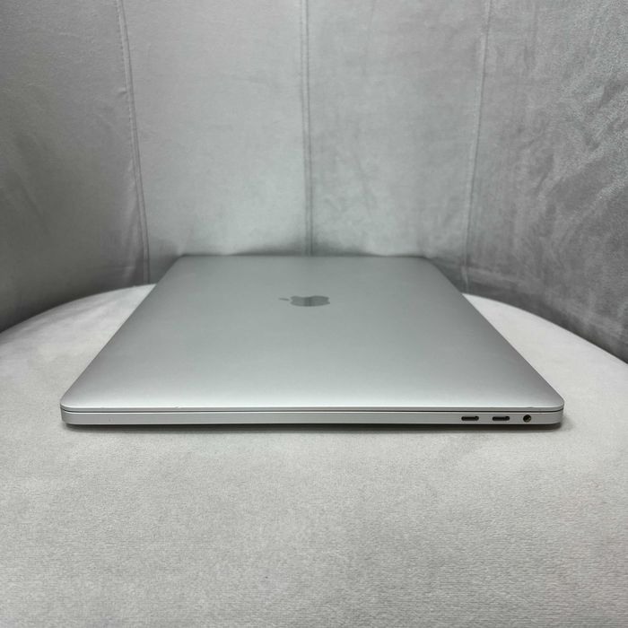 Custom MacBook Pro 16 2019 { i7 | 16gb | 512 ssd | AMD 5300-4gb } Гарантія . 21717SV