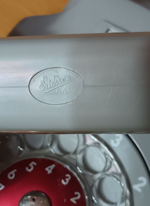 Telefone de parede Ericsson