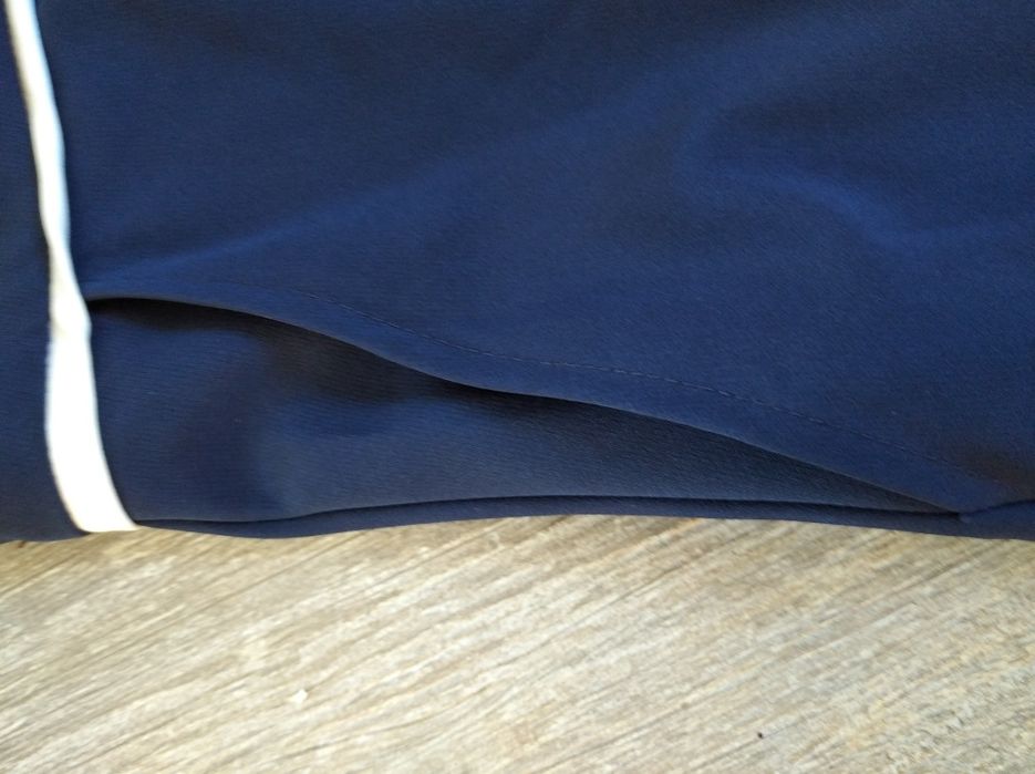 Bardzo elegancka spódnica rozm. 44