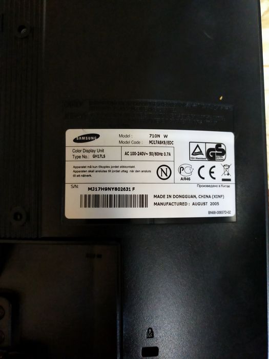 Monitor Samsung Sync Master 710 N 17 cali