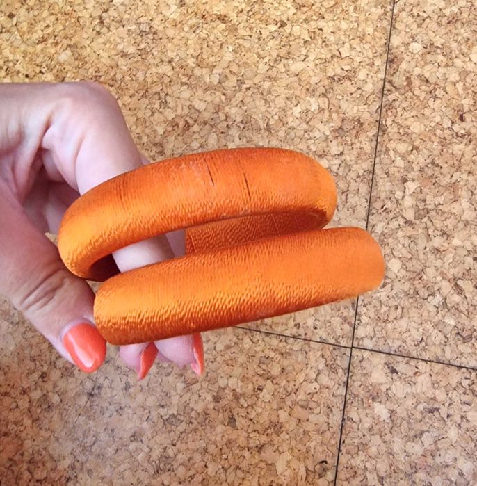 Conjunto de duas pulseiras laranja