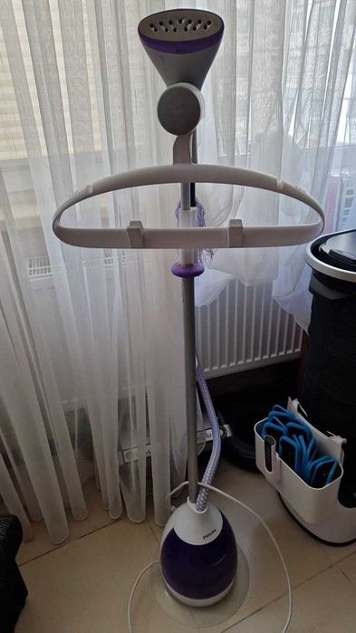 Праска відпарювач вертікальний відпарювач для одягу Philips