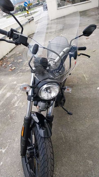 Ducati 400 como nova 10.800kms IUC 20€