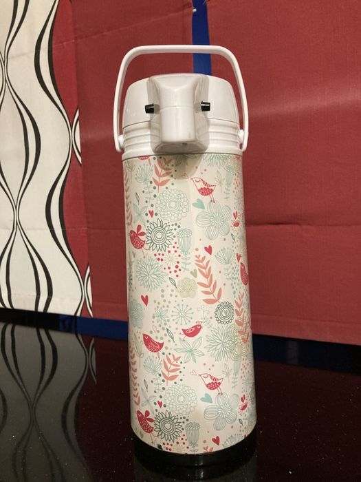 Термос помповий 1.9 л. Виробництво Турція новий