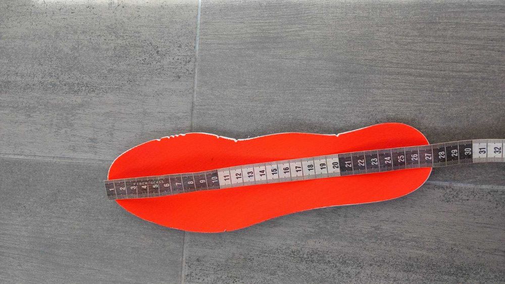 Футбольні буци PREDATOR Accuracy.3 Turf розмір 42 2/3