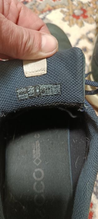 Продам кожыные  ECCO