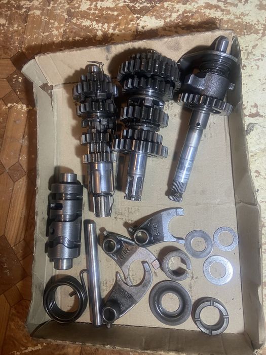 Продам двигун по запчастинам від bse j10(172fmm)