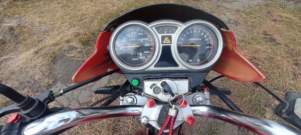 Продам мустан мт150-7 в хорошем состоянии