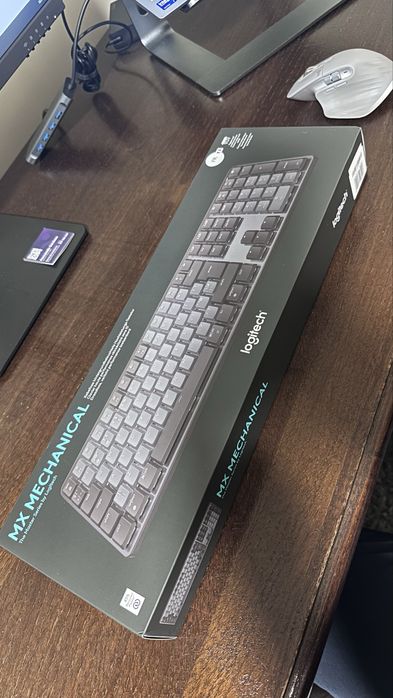 Logitech MX Mechanical teclado