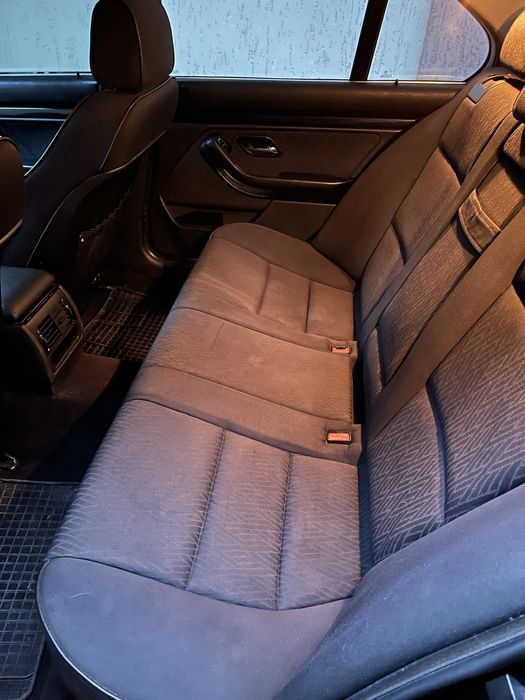 BMW  E39 серія 5