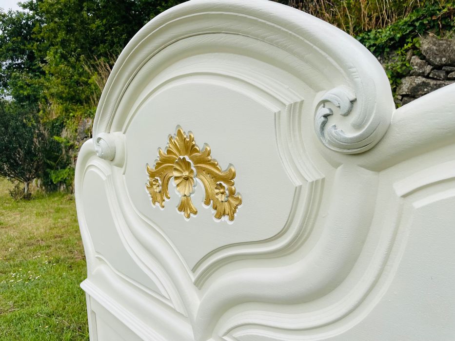 Cama de Casal Decorativa