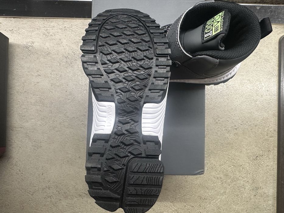 Кросівки, Черевики New Balance pt800