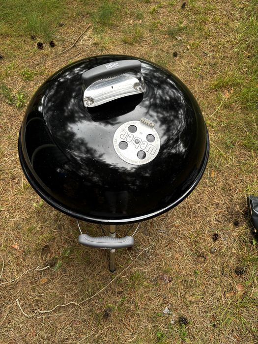 Compact Kettle 57cm grill węglowy Weber
