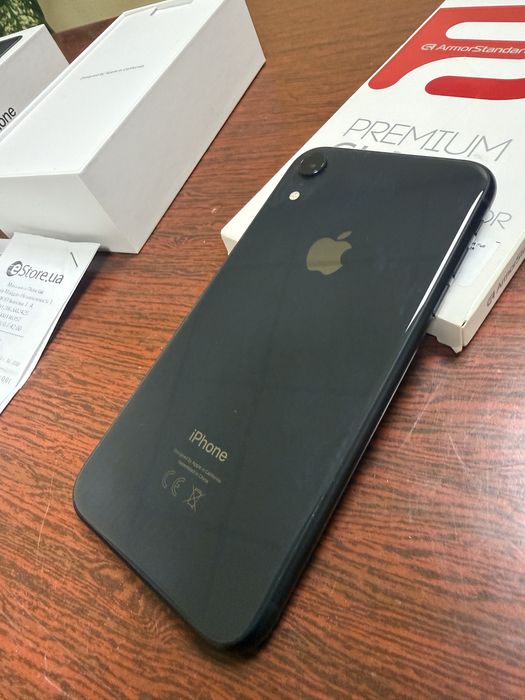 Телефон Айфон XR