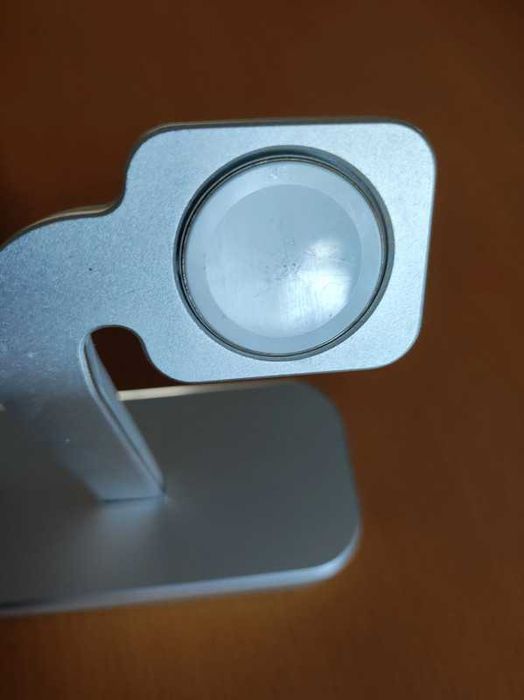 Stacja dokująca do iPhona Apple podstawka ładowarka