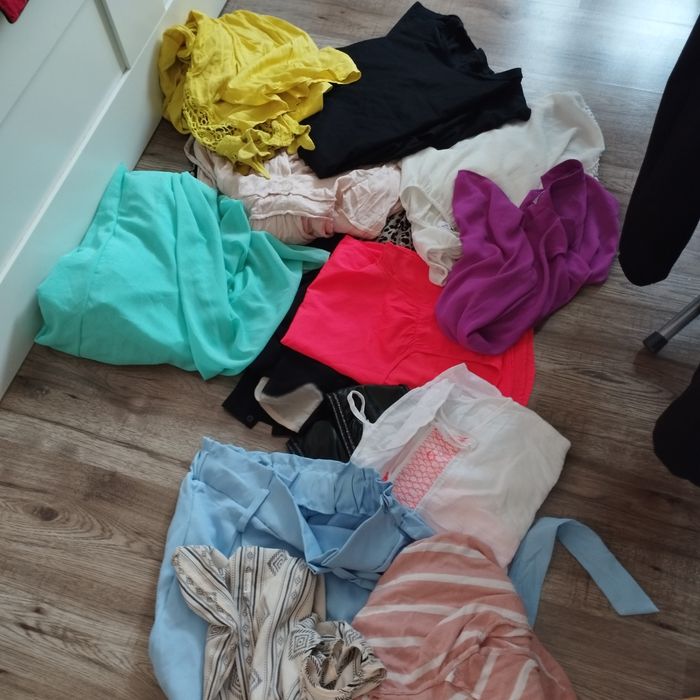 Zestaw ubrań damskich L cena za całość