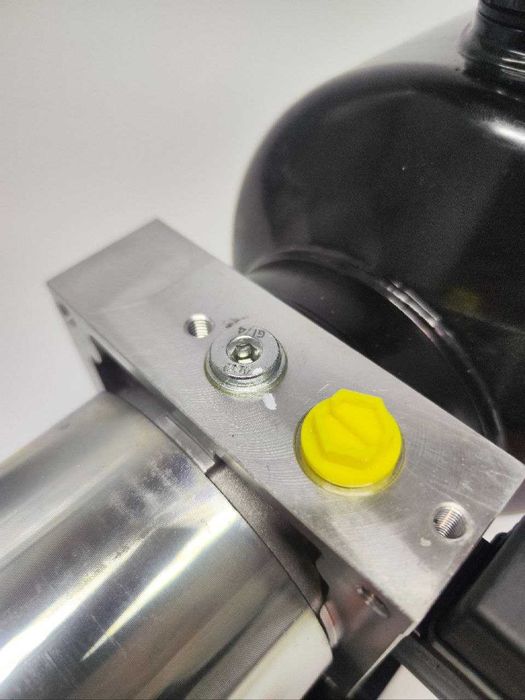 Маслостанція 12V для самоскидів, платформ, гідроциліндрів асортимент