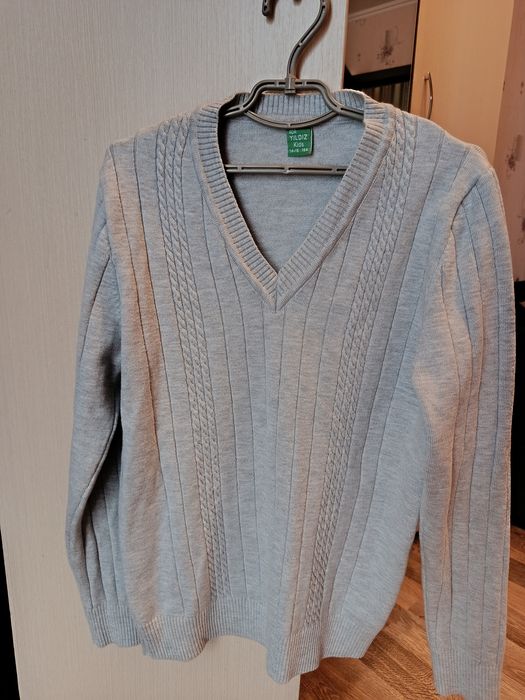 Теплий світерок на хлопчика 10-12 років