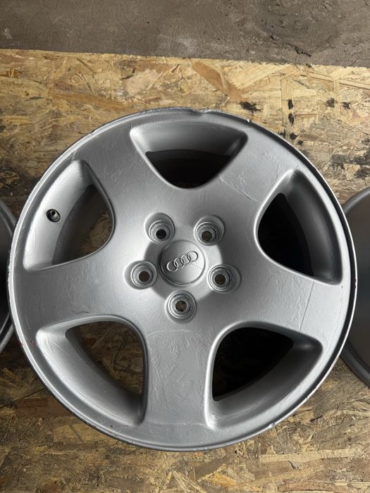 Диски Audi 5x112 R16