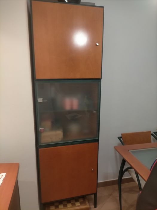 Móvel de sala em madeira maciça Faia