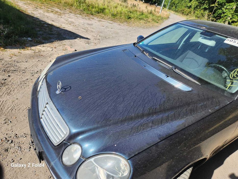 W211 C189 Maska przedlift