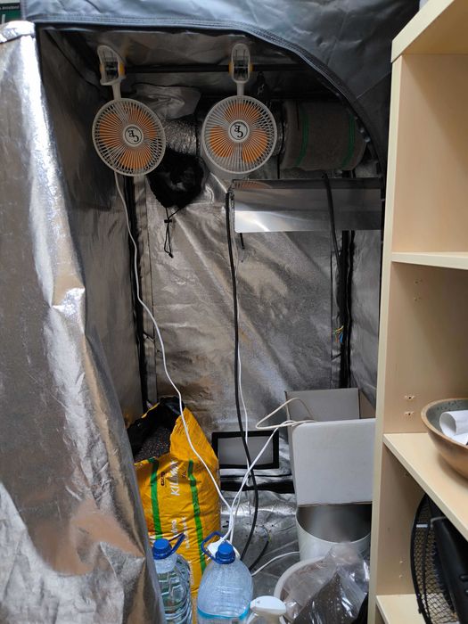 Vendo material para cultivo indoor