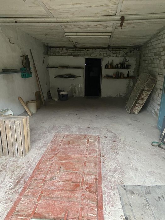 Продам гараж  с пристройкой