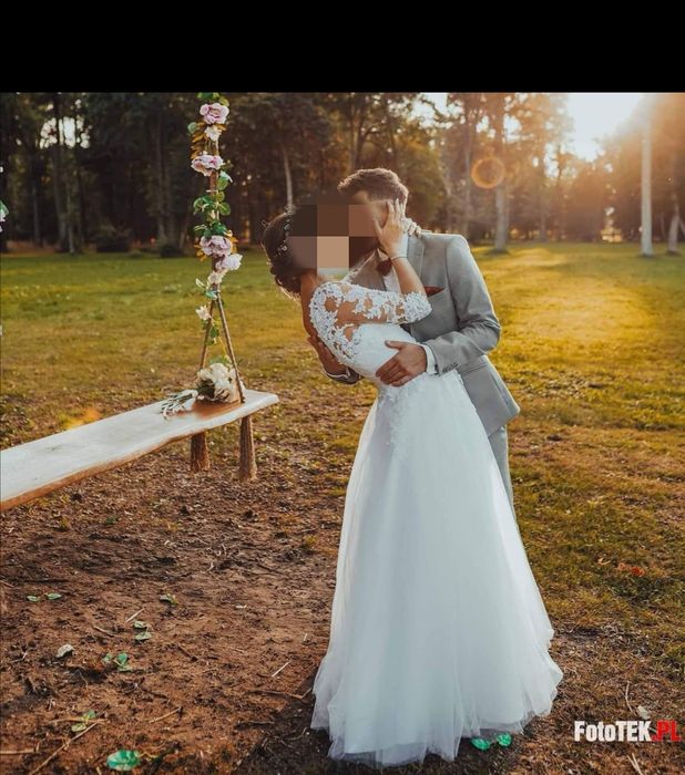 Sprzedam sukienkę ślubną rozmiar S