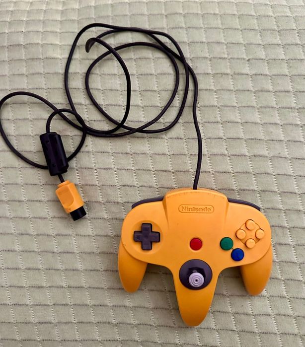 Comando Amarelo N64