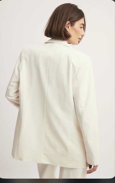 Блейзер молочний na-kd