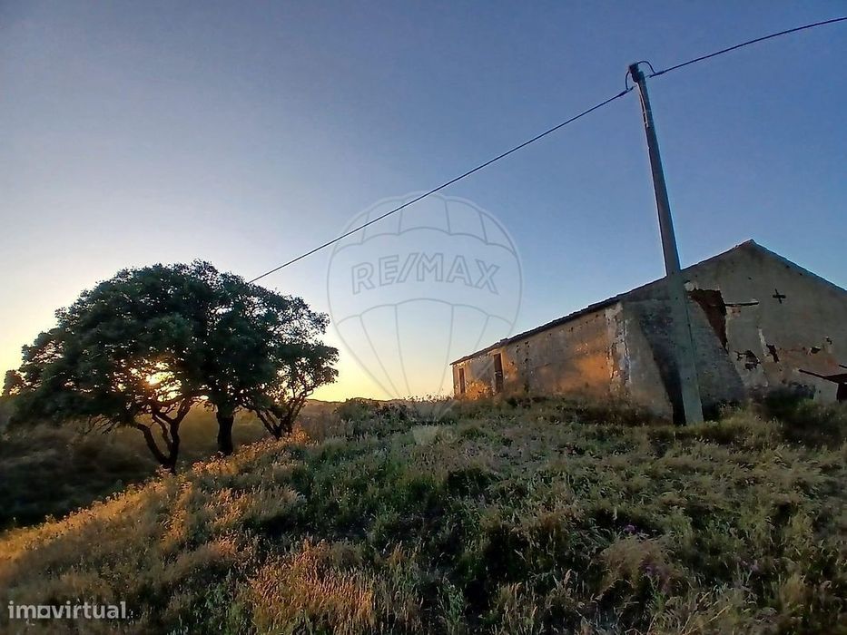 Moradia T2 para venda