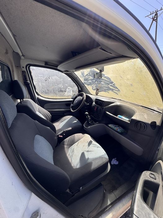 Fiat doblo lift lampy części klapa , silnik
