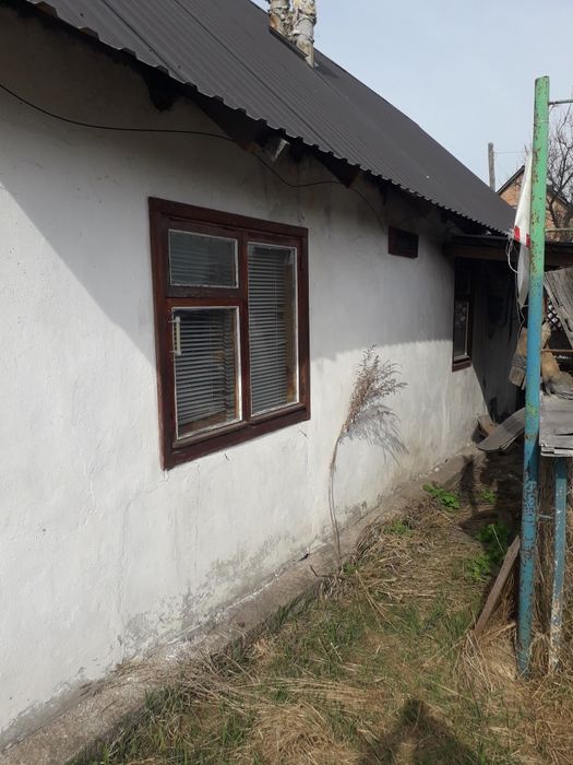 Продається будинок та  ділянка 10соток