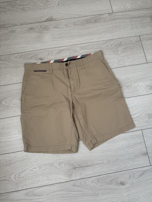 Чоловічі шорти Tommy Hilfiger розмір S