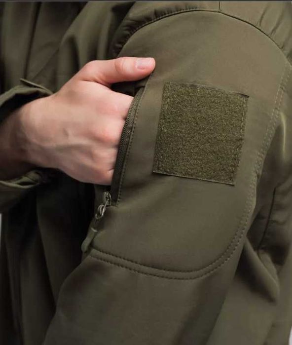 Демісезонний Чоловічий костюм Softshell чоловічий для туризму і міста