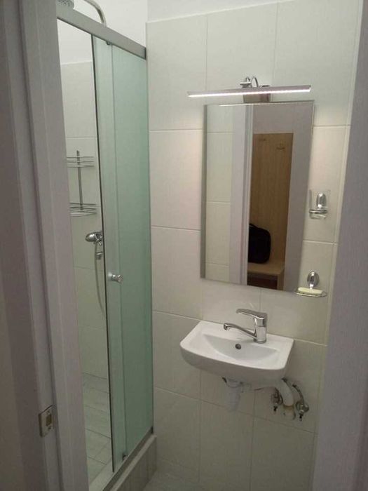 Центр мНаучная, рядом госпиталь, неотложка. Посуточно уютная квартира.