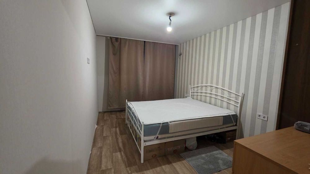 Продається  простора 4-кімнатна квартира на Черемушках