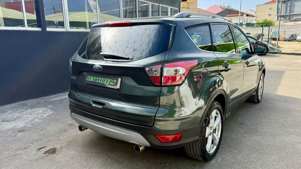 Ford Kuga 1.5 tbci Titanium
