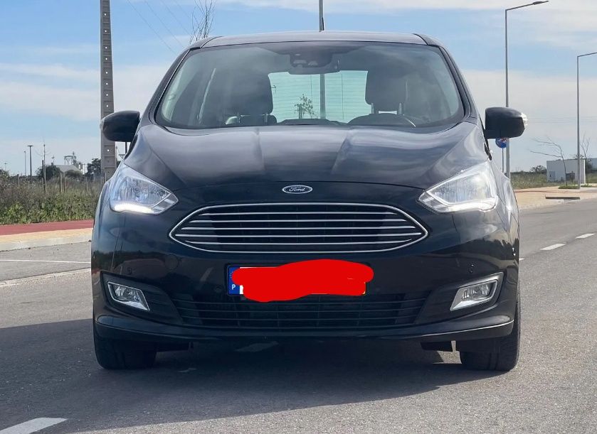 Carrinha Ford Grand C-Max