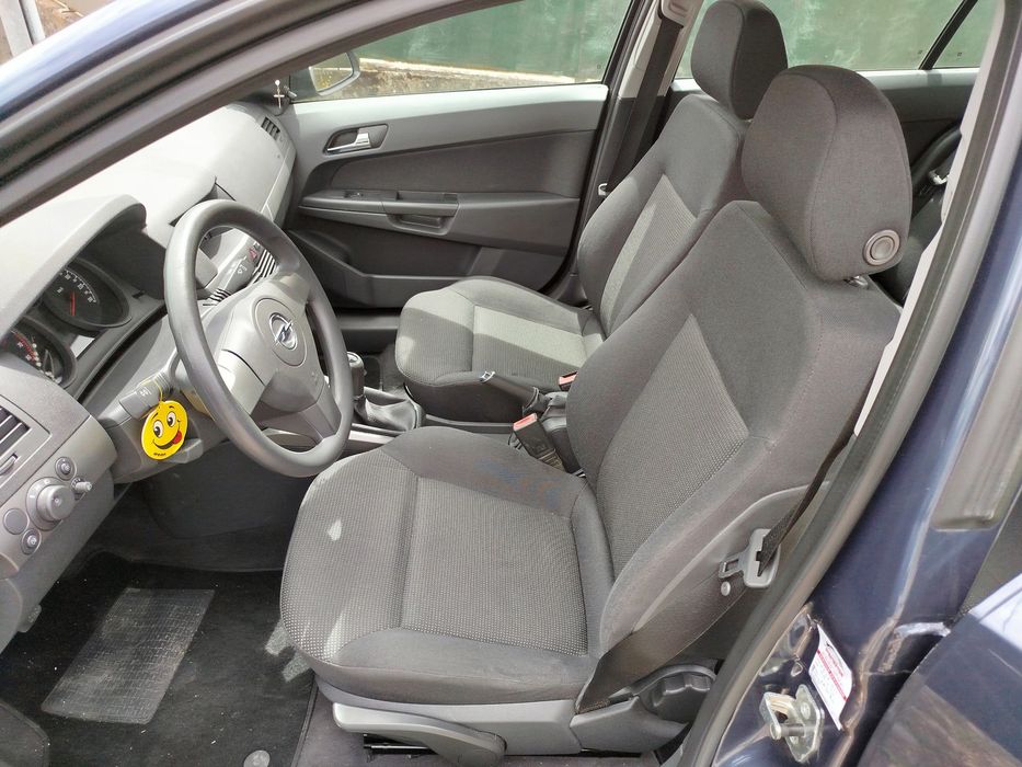Opel Astra H - 118000km (2006- gasolina)