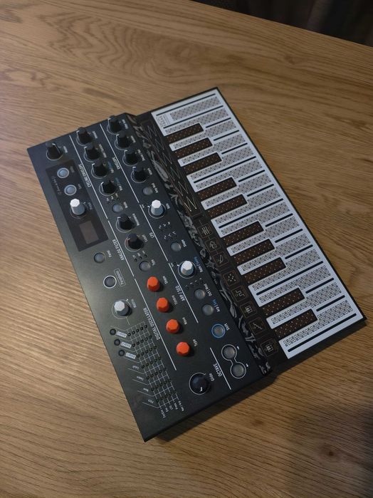 arturia microfreak - Купить музыкальные инструменты - Цена на OLX.ua