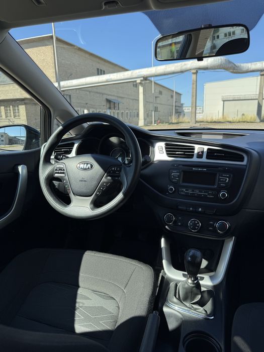 PIĘKNA KIA CEE'D 2013r 1.4 benzyna - 100koni, 198 tys km przebiegu!