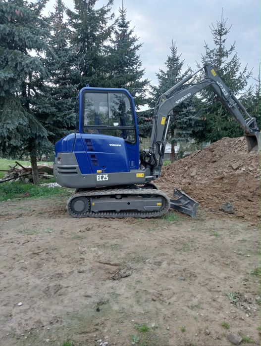 Mini koparka volvo ec25 long 2005 rok