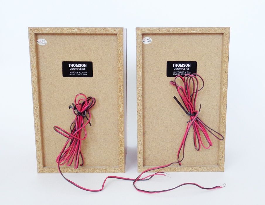 Wieża Thomson CS100 z głośnikami