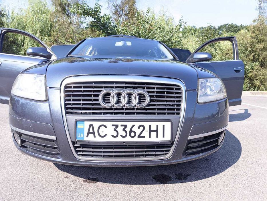 Автомобіль Audi A6