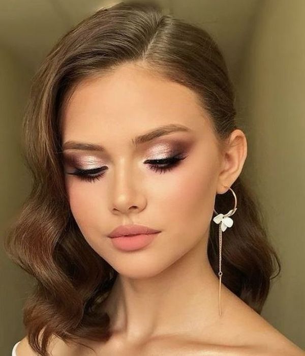 Макіяж, зачіски. Денний, вечірній, весільний, макіяж на фотосесію